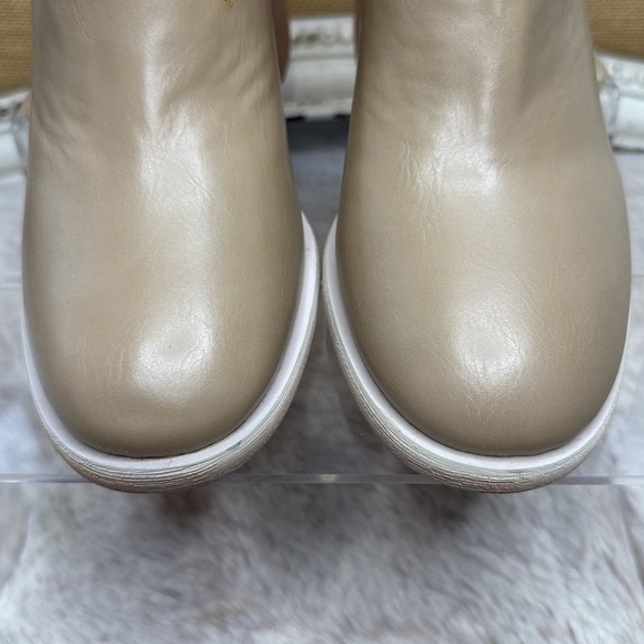 Cora Tall Ankle Boot
OASIS SOCIETY Size 6 - Picture 5 of 16